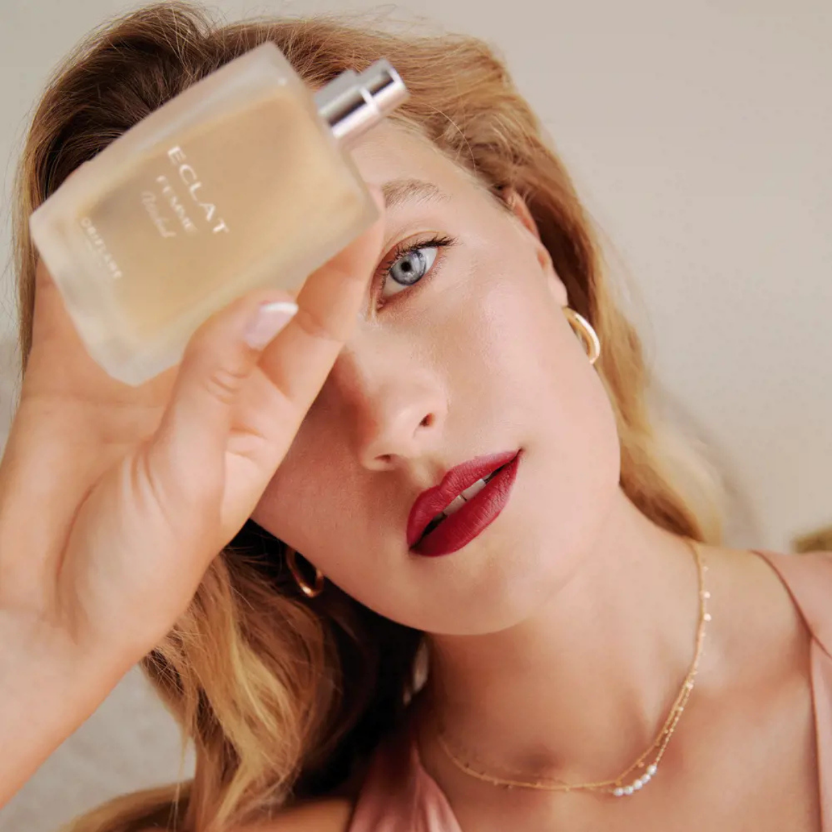 Oriflame Eclat Femme Weekend EDT Kadın Parfümü 50 ml